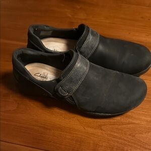 Clarks Black Slip-On Leather Clogs
